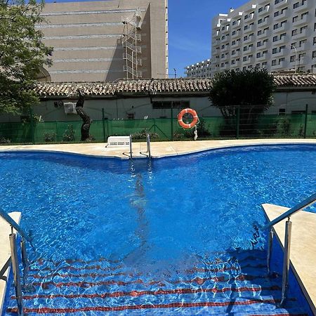 Apartamento La Carihuela A 2 Minutos De La Playa 托雷莫利诺斯 外观 照片