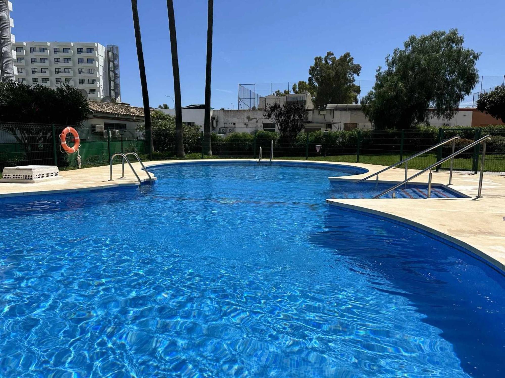 Apartamento La Carihuela A 2 Minutos De La Playa 托雷莫利诺斯 外观 照片